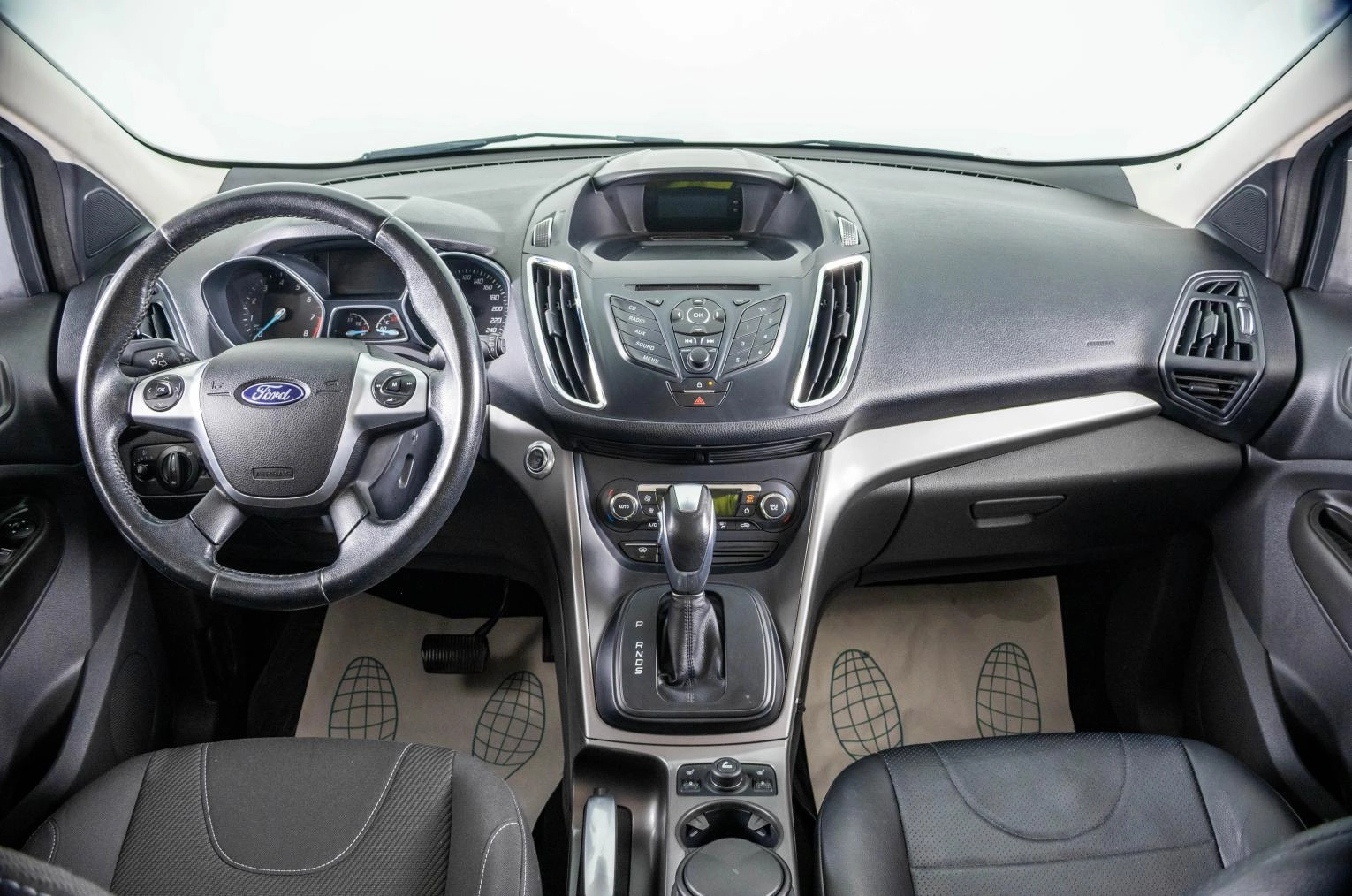 Ford Kuga 12 из 24