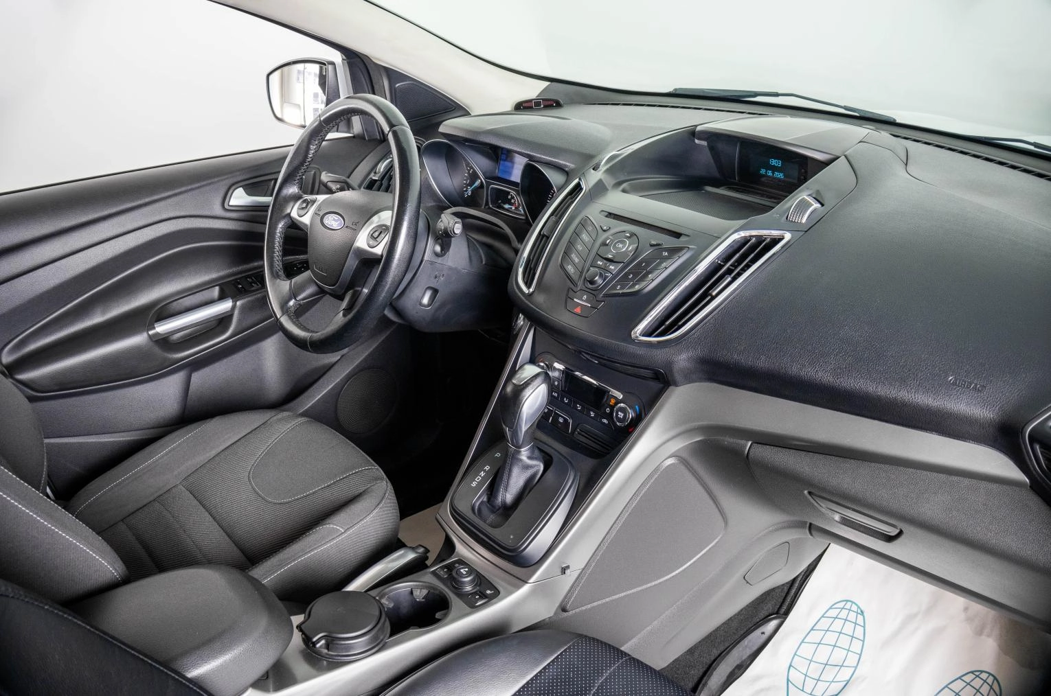 Ford Kuga 10 из 24