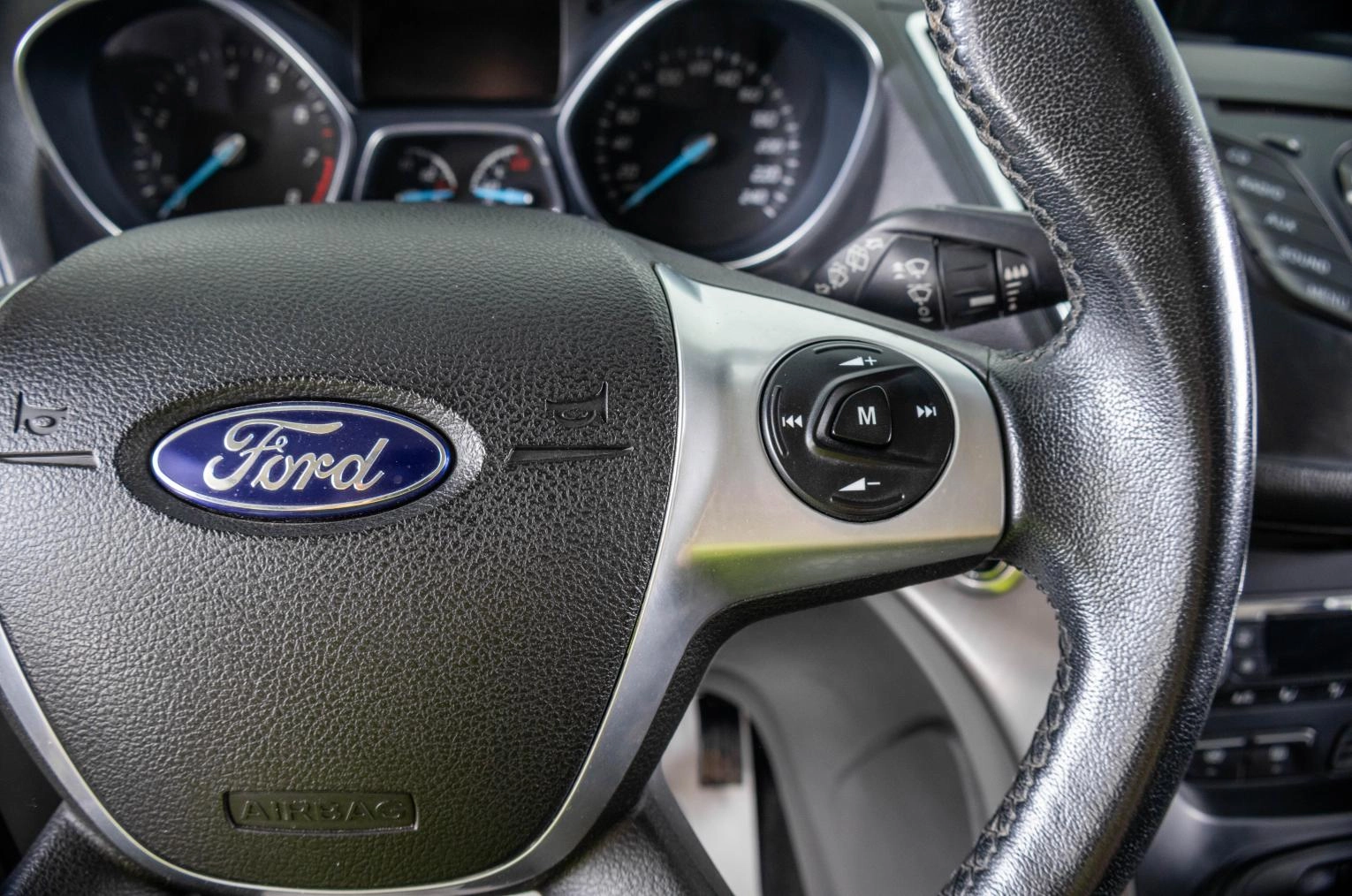 Ford Kuga 16 из 24