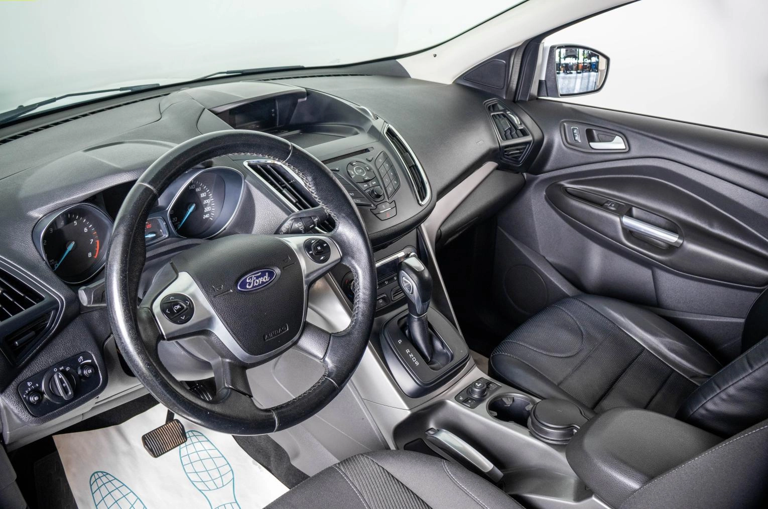 Ford Kuga 7 из 24