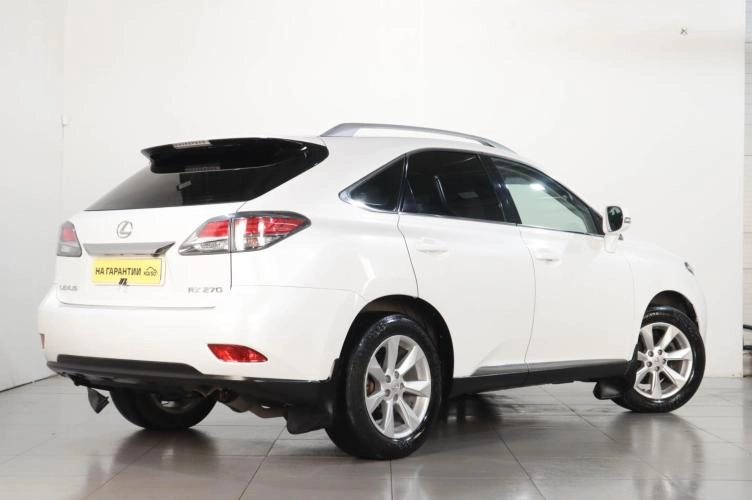 Lexus RX 6 из 6