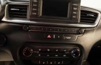 KIA cee'd 15 из 17