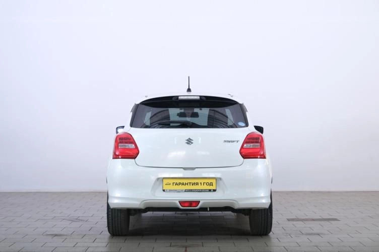 Suzuki Swift 5 из 6