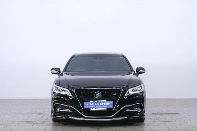 Toyota Crown 2 из 6