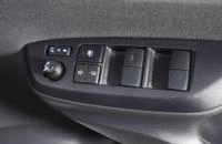 Toyota Yaris 15 из 18
