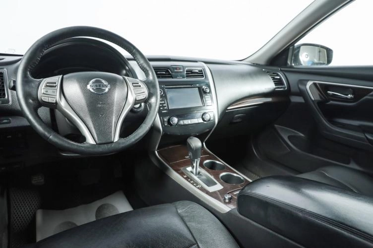 Nissan Teana 7 из 18