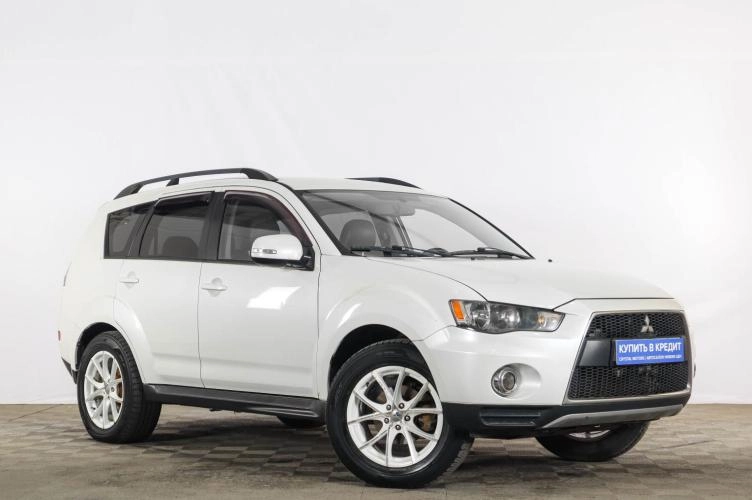 Mitsubishi Outlander 1 из 6