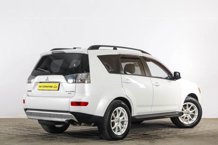 Mitsubishi Outlander 6 из 6