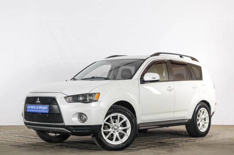 Mitsubishi Outlander 3 из 6