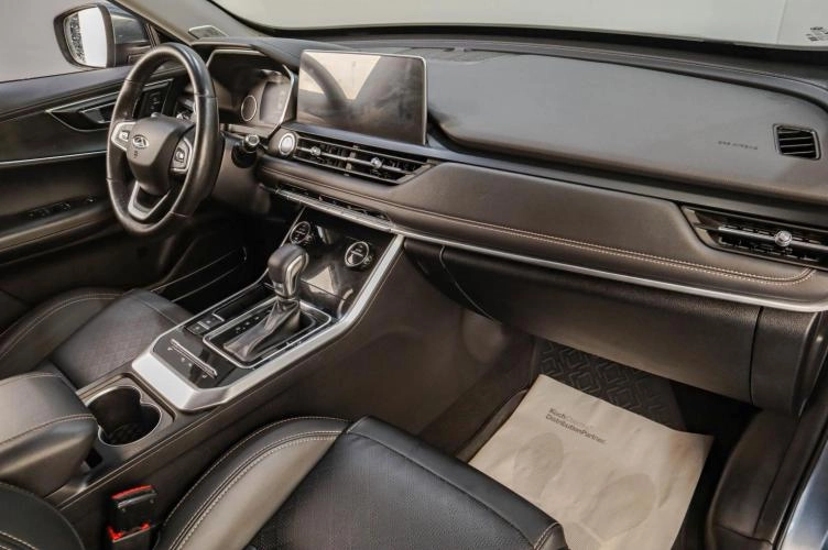 Chery Tiggo 8 18 из 22