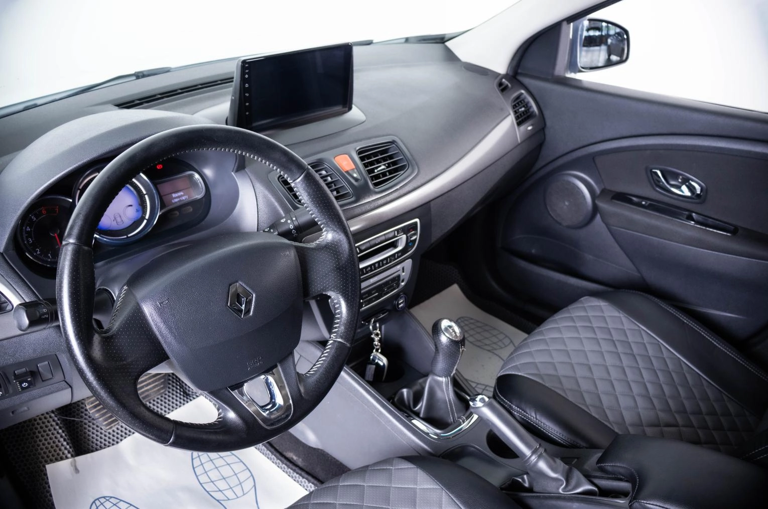 Renault Fluence 7 из 19