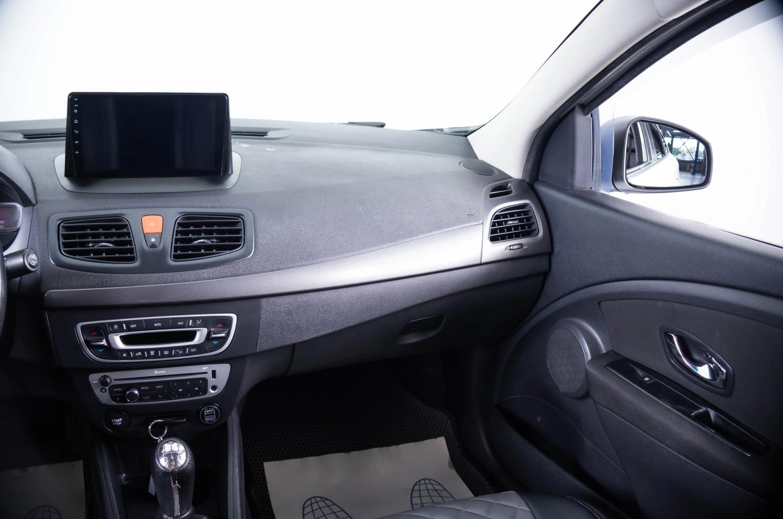 Renault Fluence 13 из 19