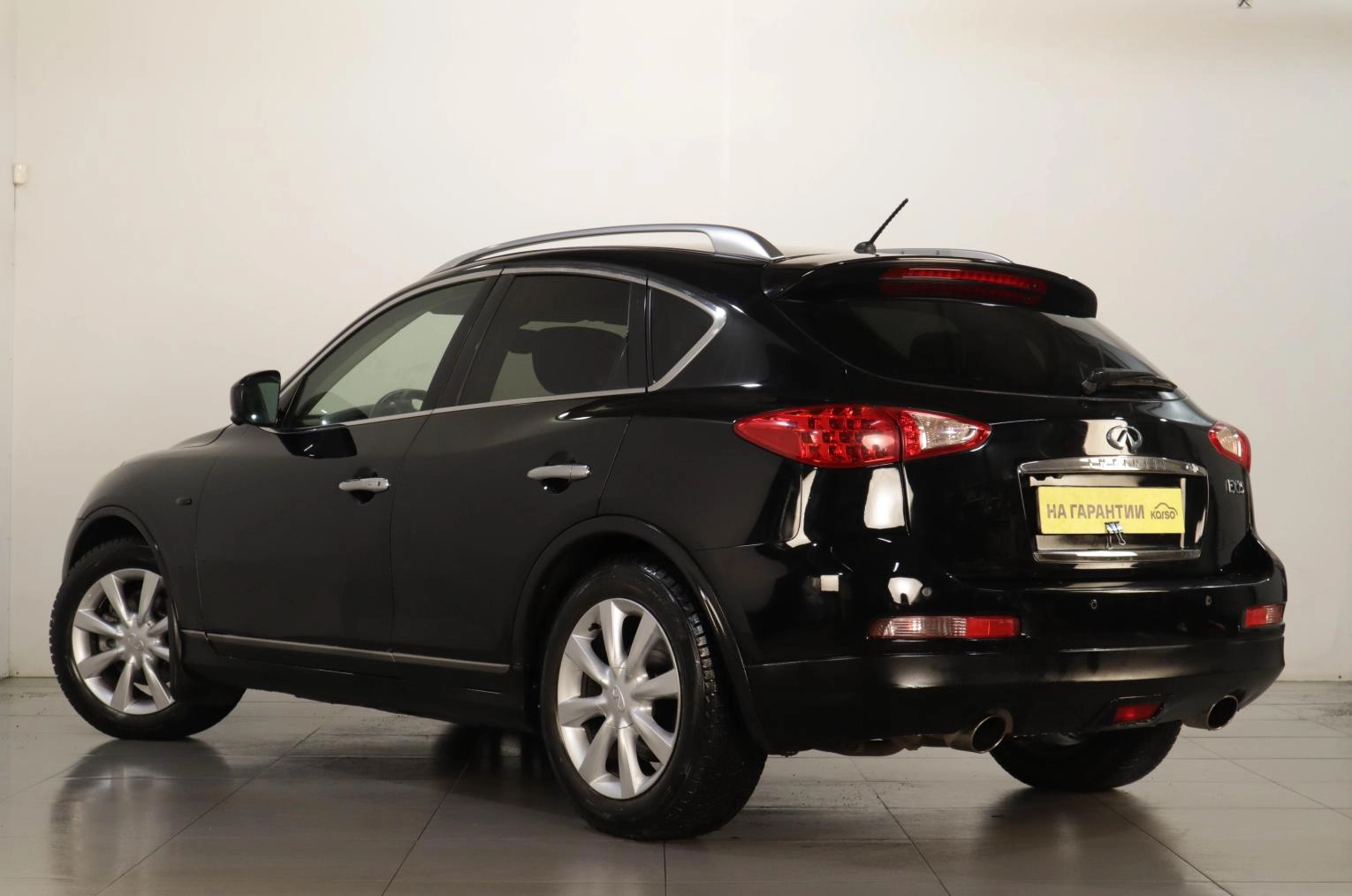Infiniti EX25 4 из 25