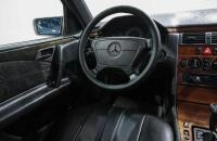 Mercedes-Benz E-класс 16 из 28