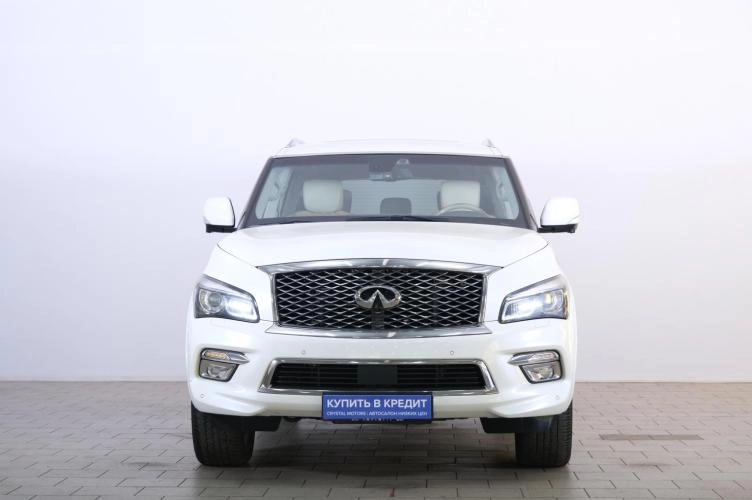 Infiniti QX80 2 из 6