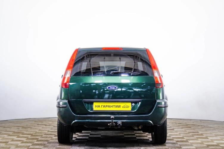 Ford Fusion 5 из 6