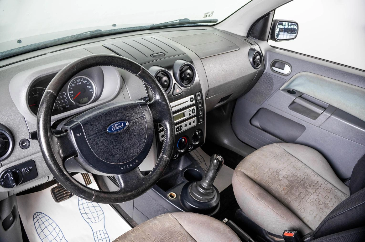 Ford Fusion 7 из 20