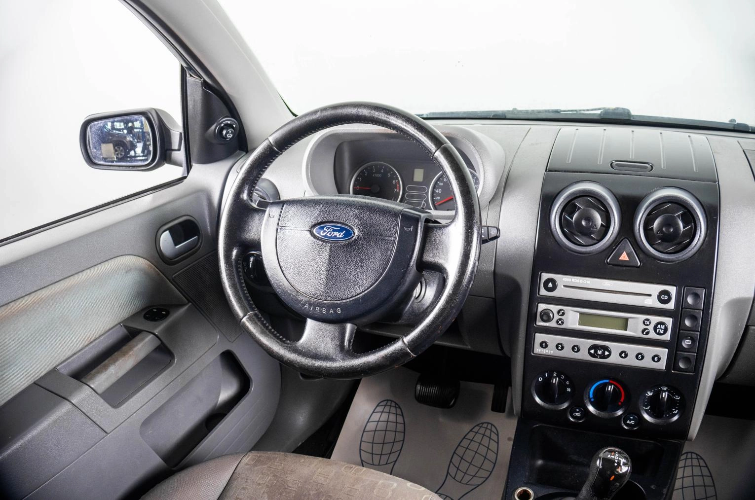 Ford Fusion 11 из 20