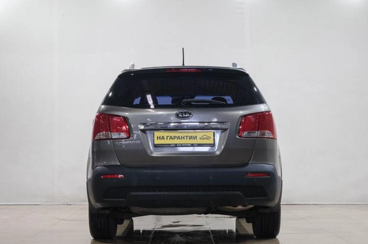 KIA Sorento 5 из 6