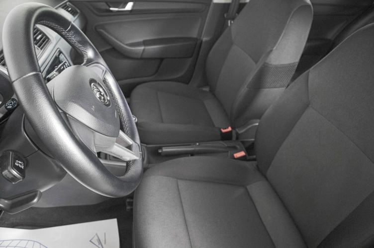 Skoda Rapid 8 из 20