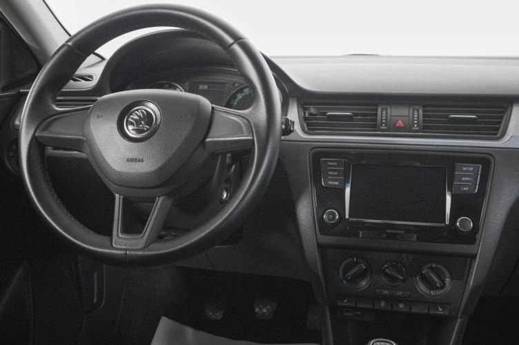 Skoda Rapid 12 из 20
