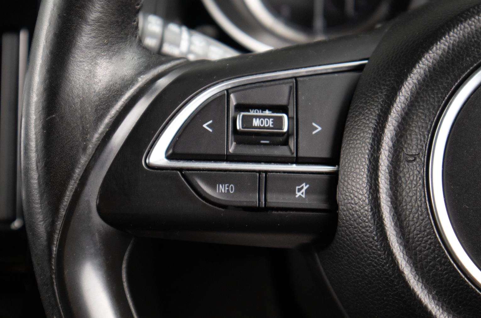 Suzuki Swift 11 из 21