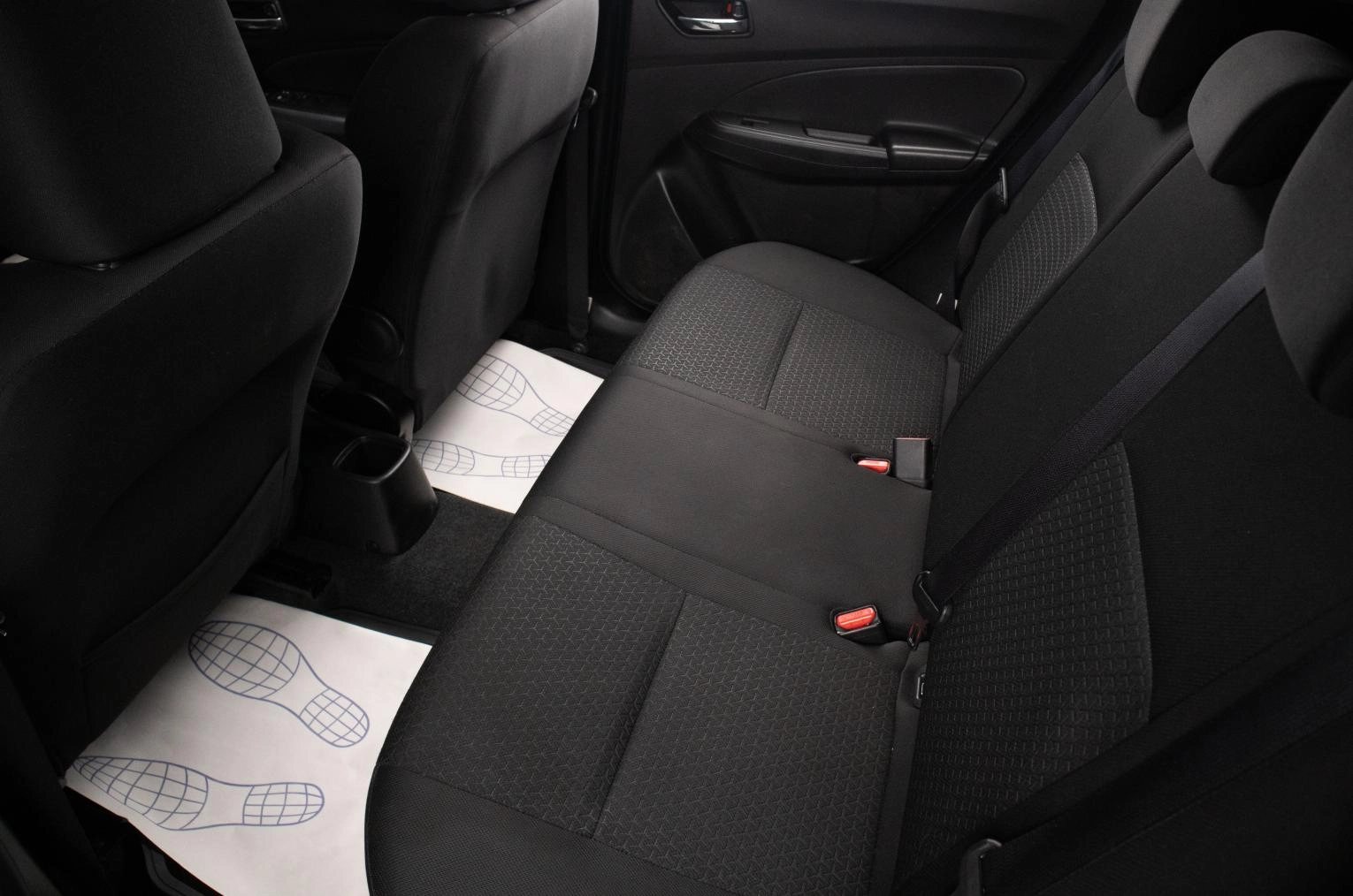 Suzuki Swift 20 из 21