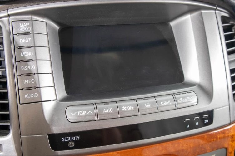 Lexus LX 19 из 29