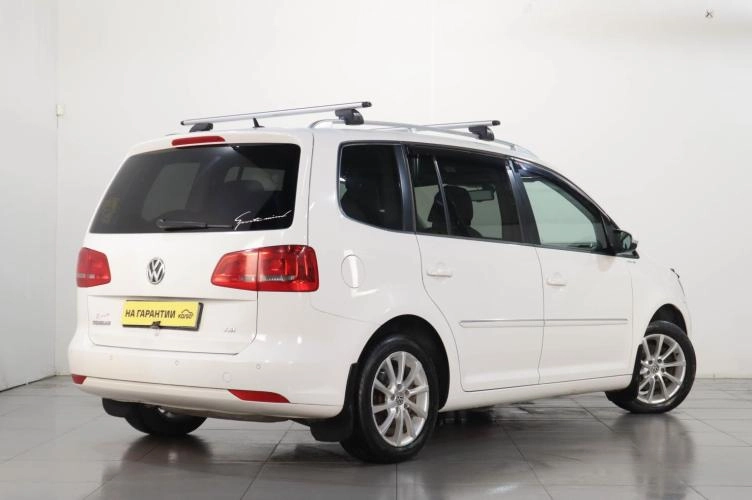 Volkswagen Touran 6 из 6