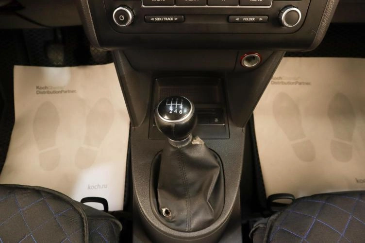Volkswagen Touran 16 из 18