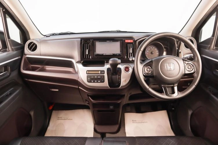 Honda N-WGN 9 из 18