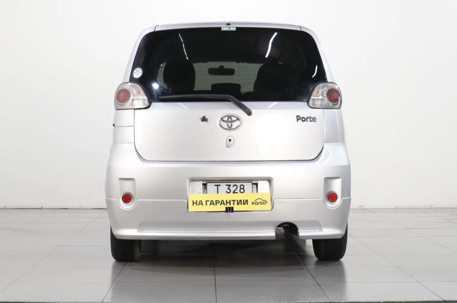 Toyota Porte 5 из 15
