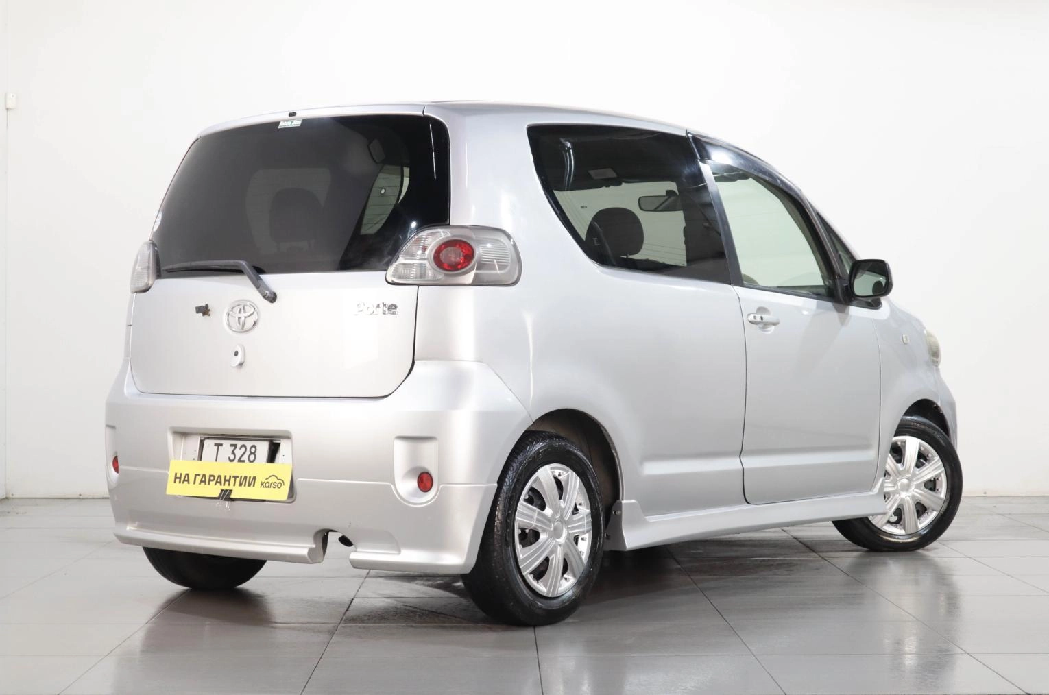 Toyota Porte 6 из 15