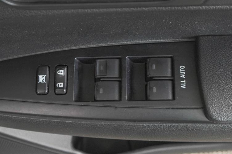 Toyota Corolla Axio 19 из 19