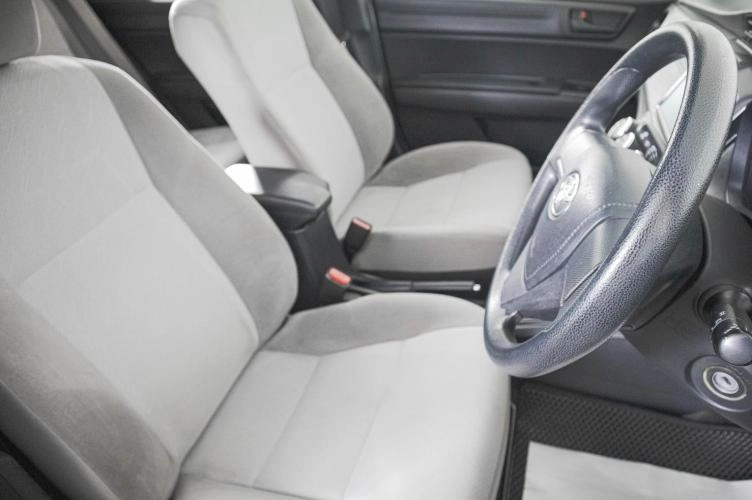 Toyota Corolla Axio 11 из 19