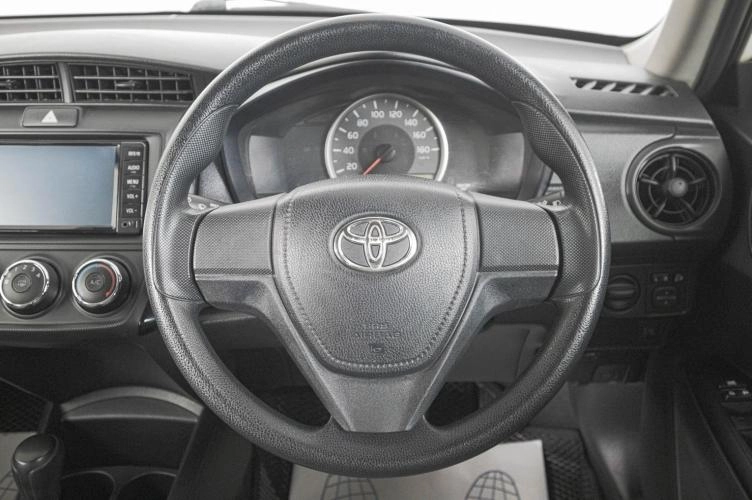 Toyota Corolla Axio 15 из 19