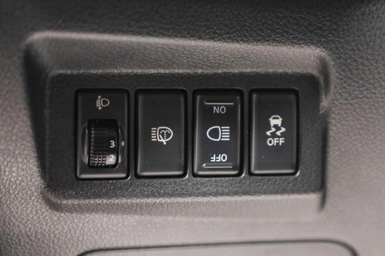 Nissan X-Trail 16 из 19