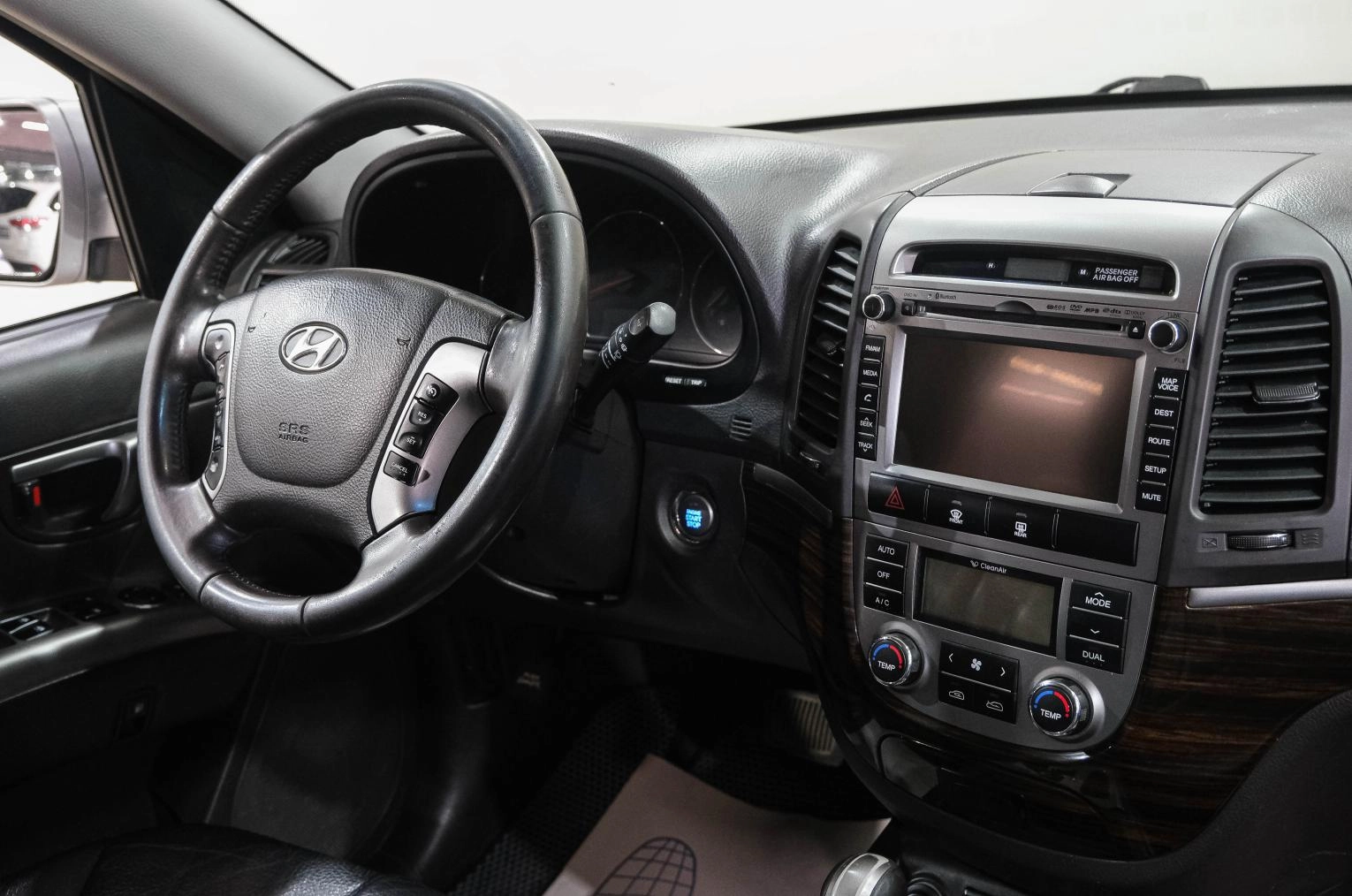 Hyundai Santa Fe 19 из 34