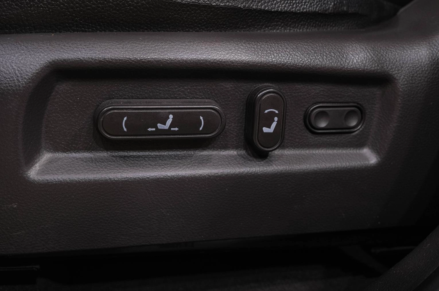 Hyundai Santa Fe 30 из 34