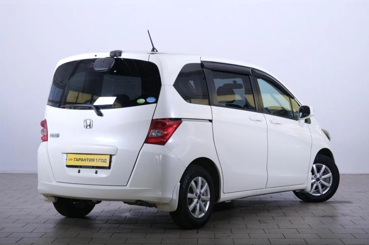 Honda Freed 6 из 6