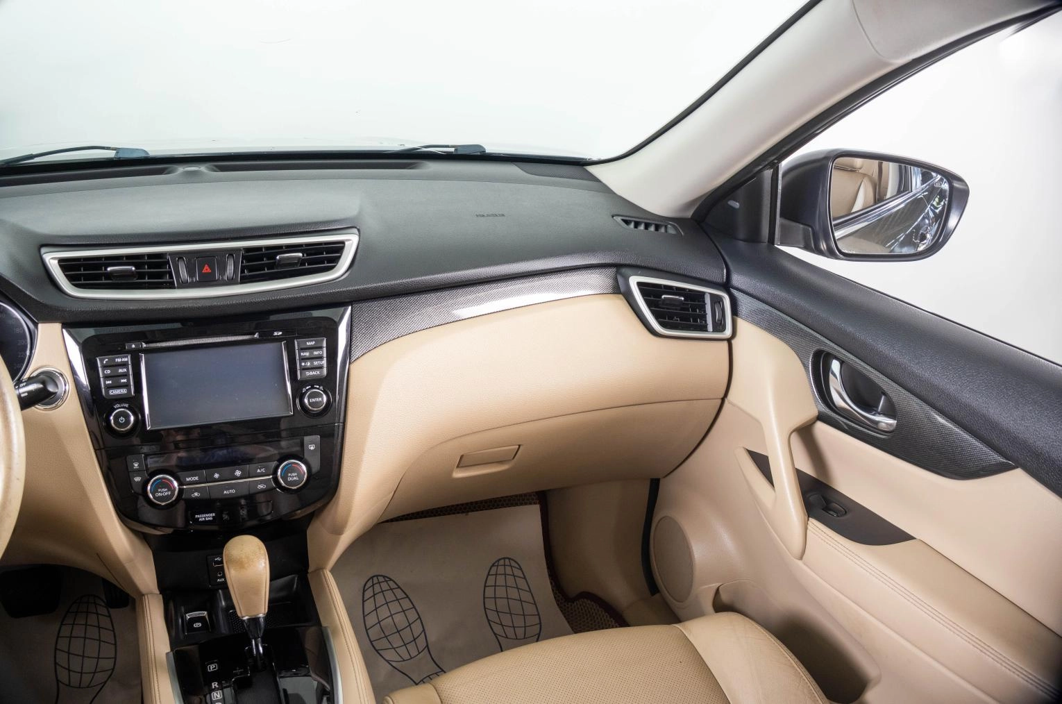 Nissan X-Trail 16 из 27