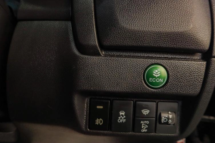 Honda Fit 9 из 16