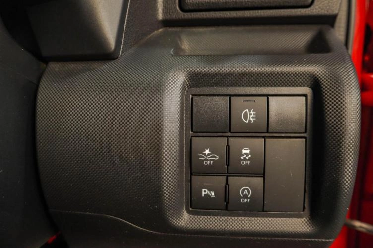 Daihatsu Rocky 9 из 17