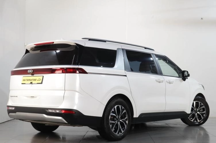 KIA Carnival 6 из 6