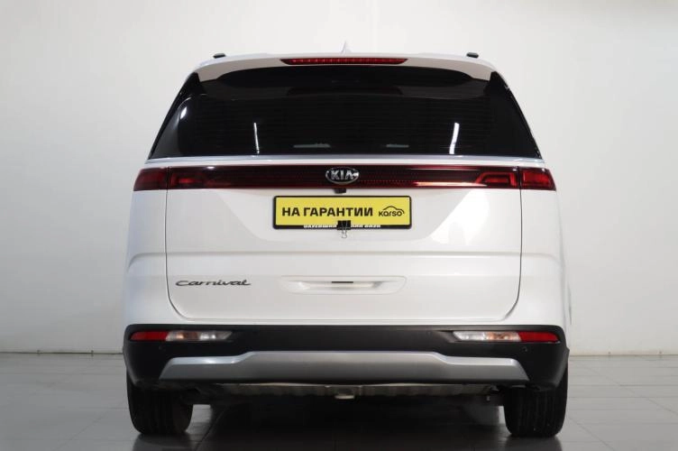 KIA Carnival 5 из 6