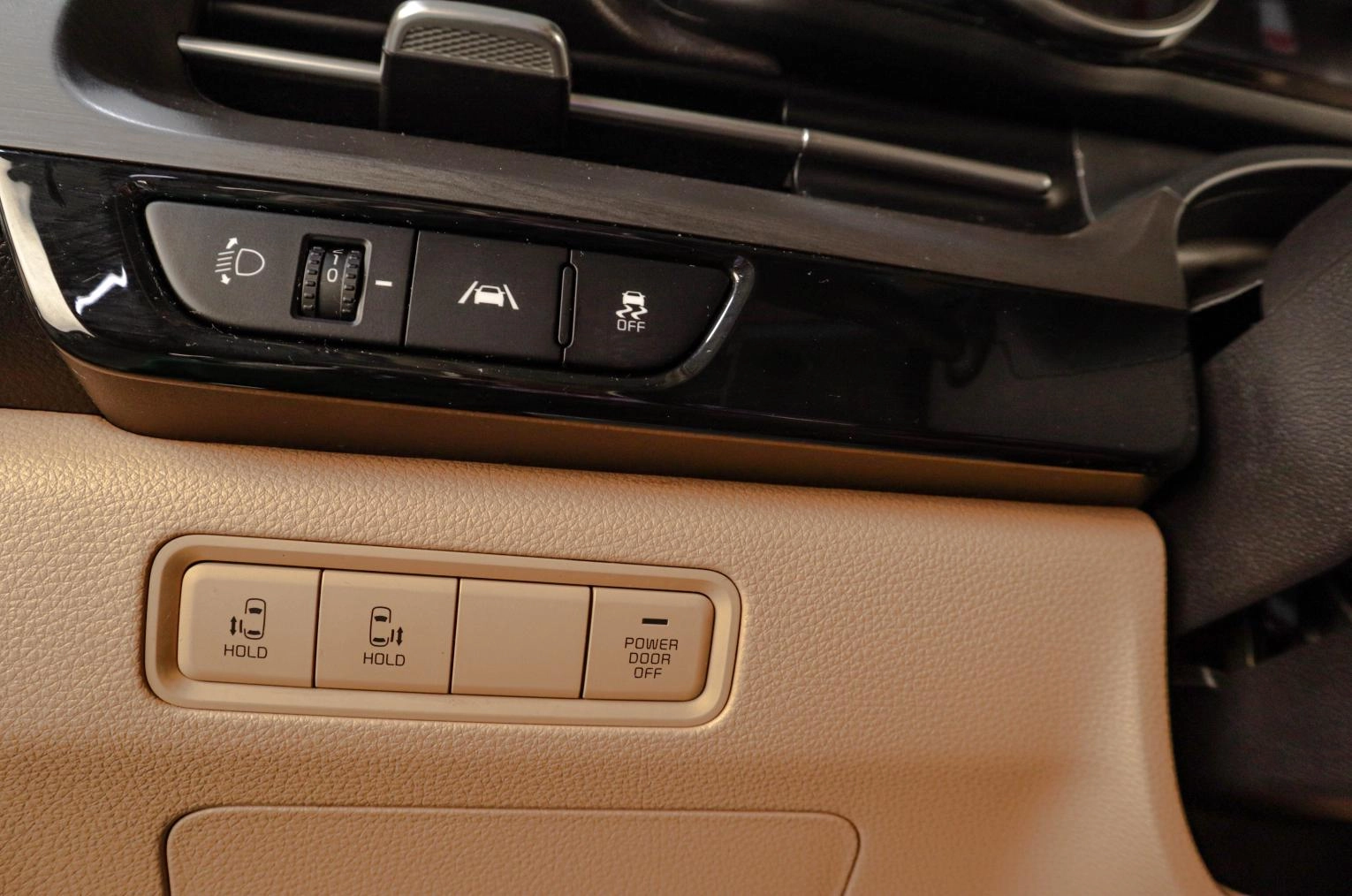 KIA Carnival 9 из 18