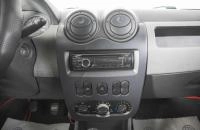 Renault Sandero 16 из 19