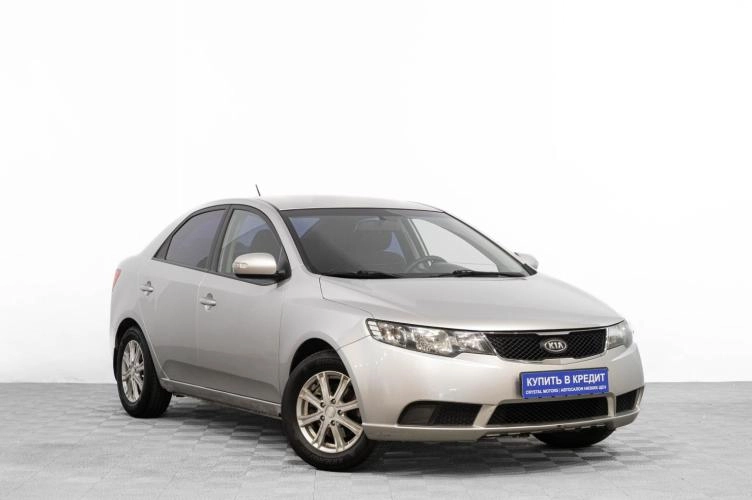KIA Cerato 1 из 6