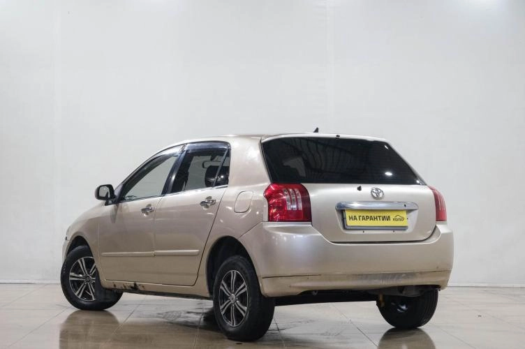 Toyota Allex 4 из 6