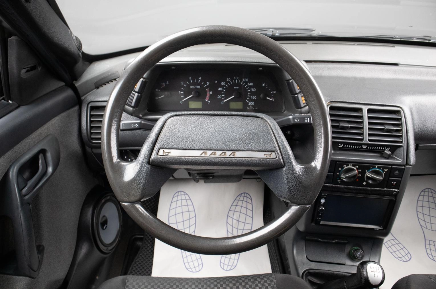 ВАЗ (LADA) 2112 8 из 16